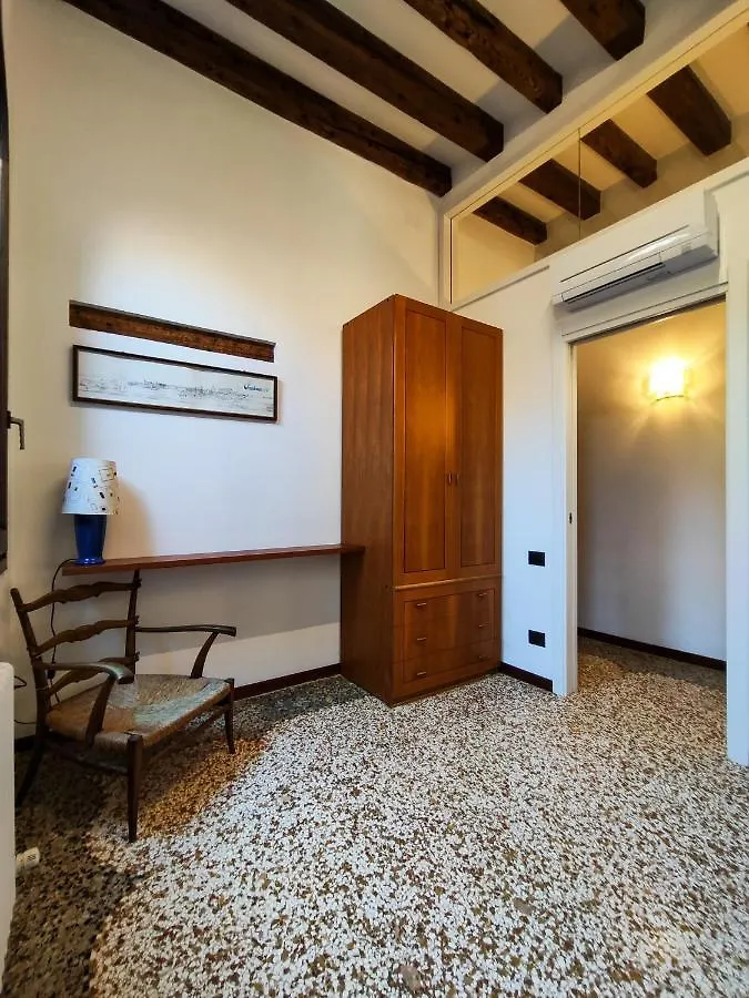 Ca' Do Pozzi Apartment Venice Italy